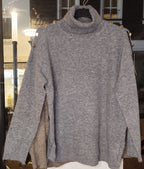 Strickpullover mit Rollkragen und Knopfleiste Gr. M/L