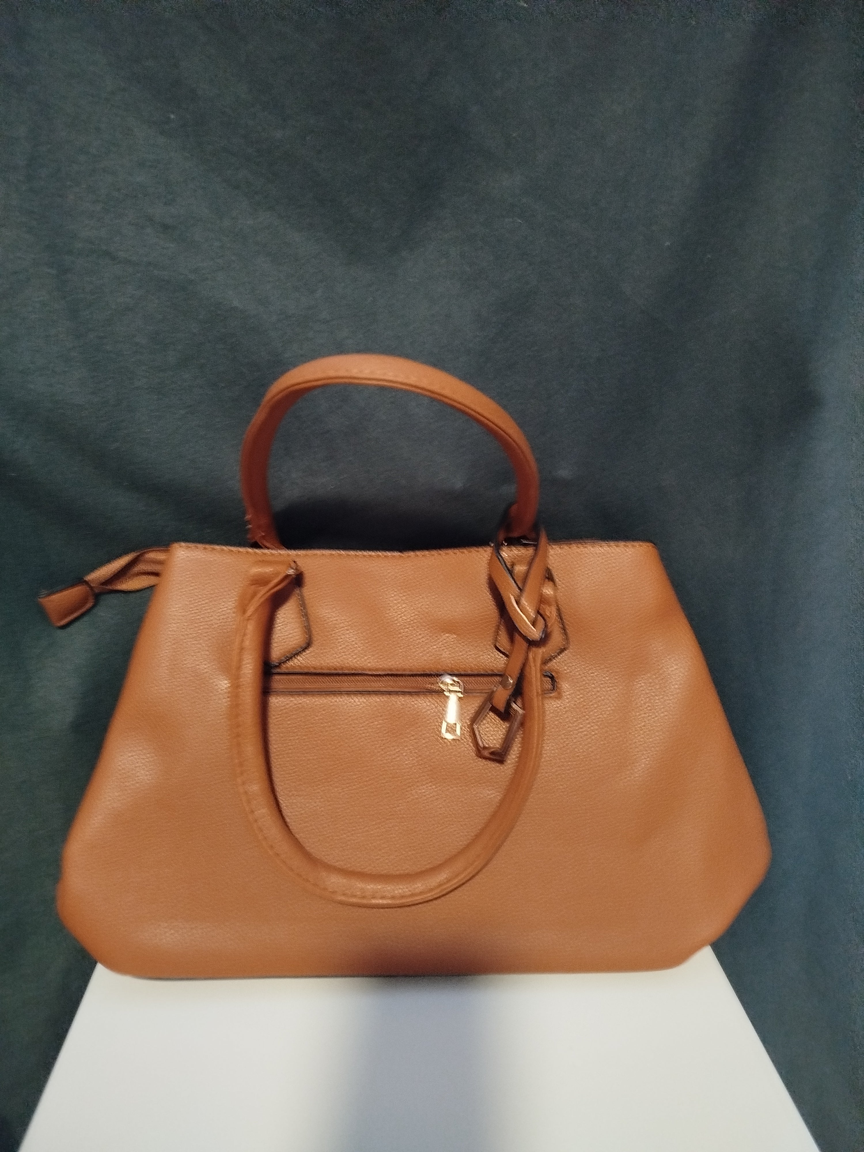 Kleine Handtasche mit Schultergurt