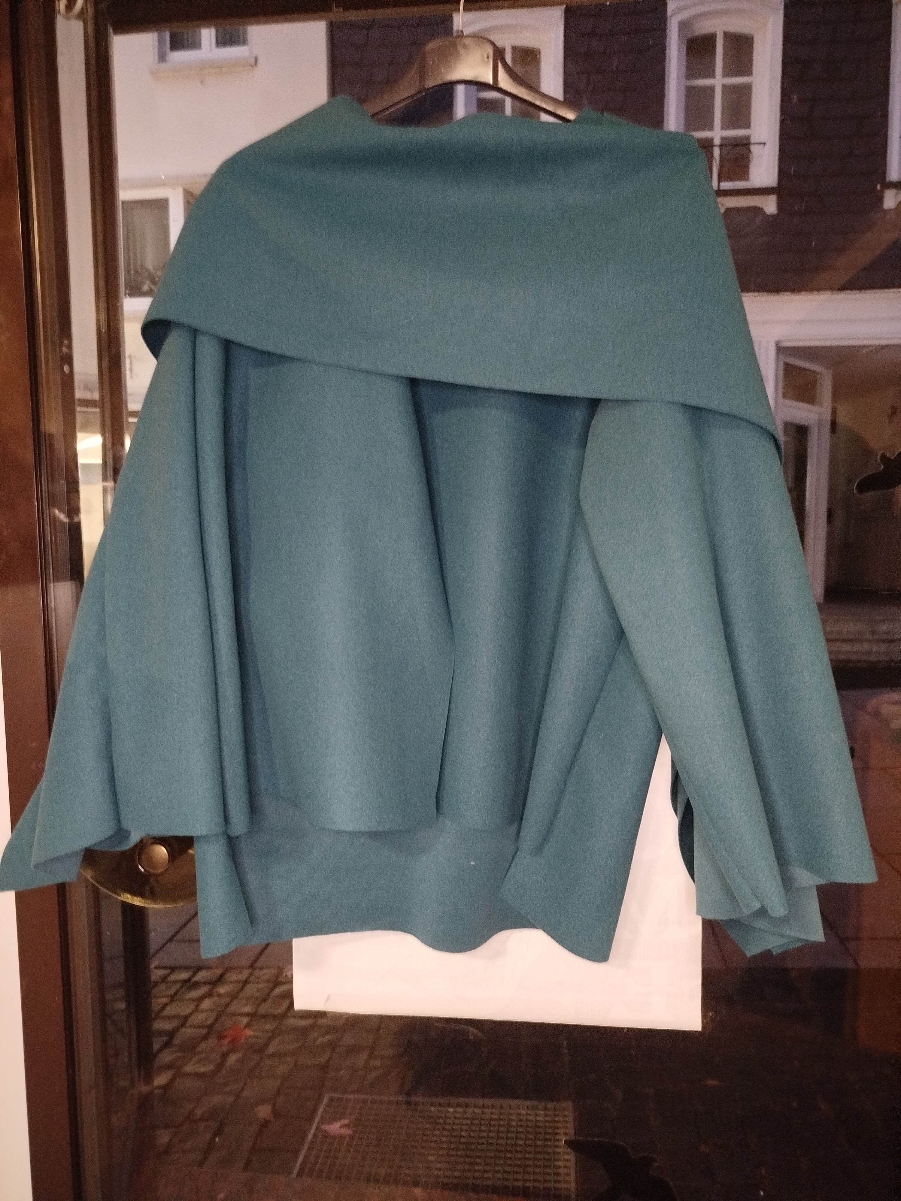 Poncho mit integriertem Schal onesize