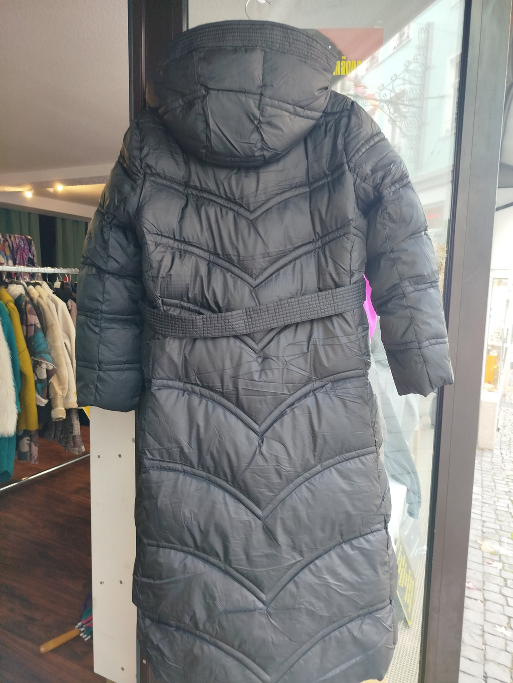 Daunenmantel lang mit Kapuze Gr. M
