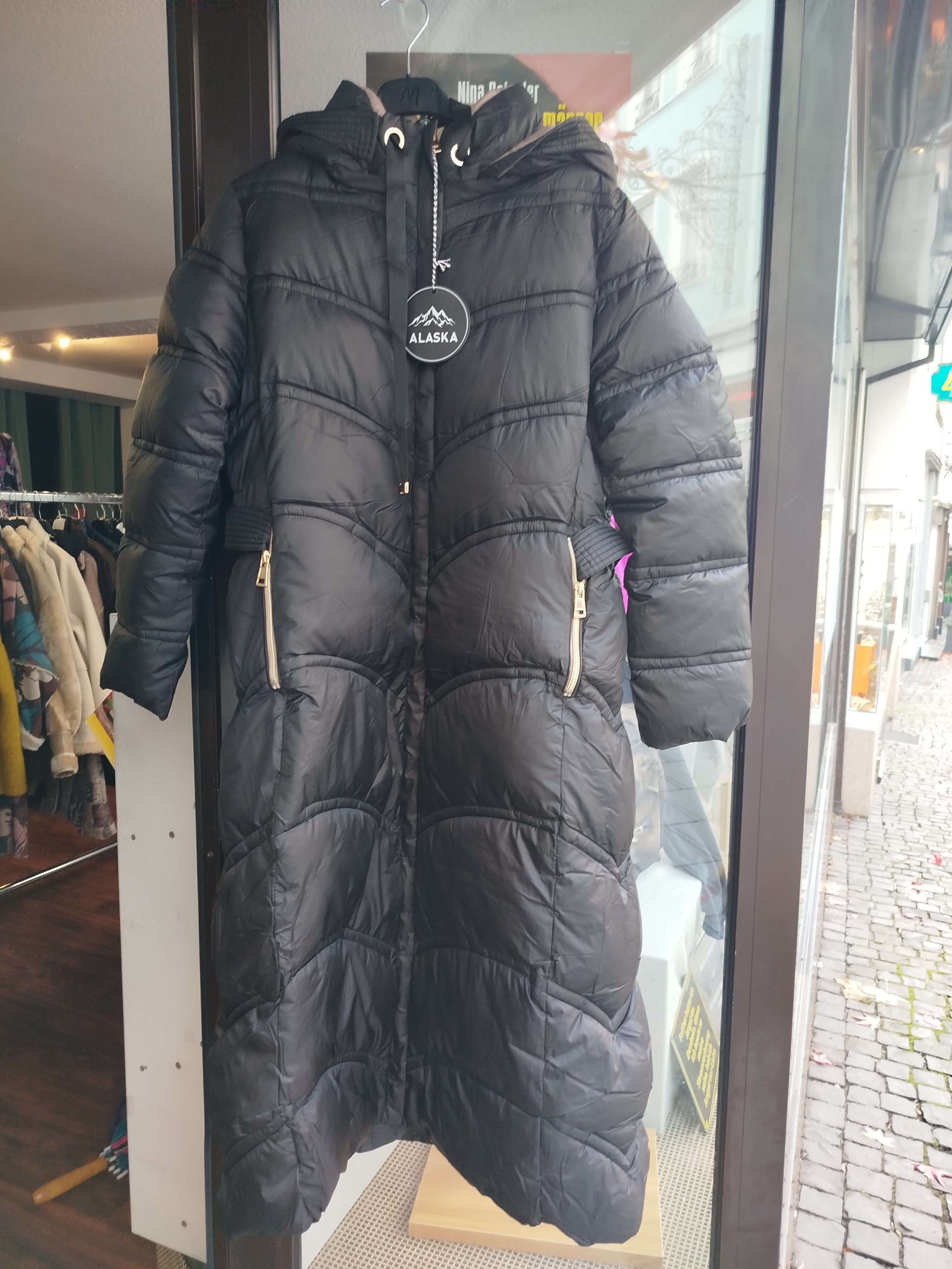 Daunenmantel lang mit Kapuze Gr. M