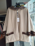 Mantel Cape mit Leopardenmuster Applikation onesize