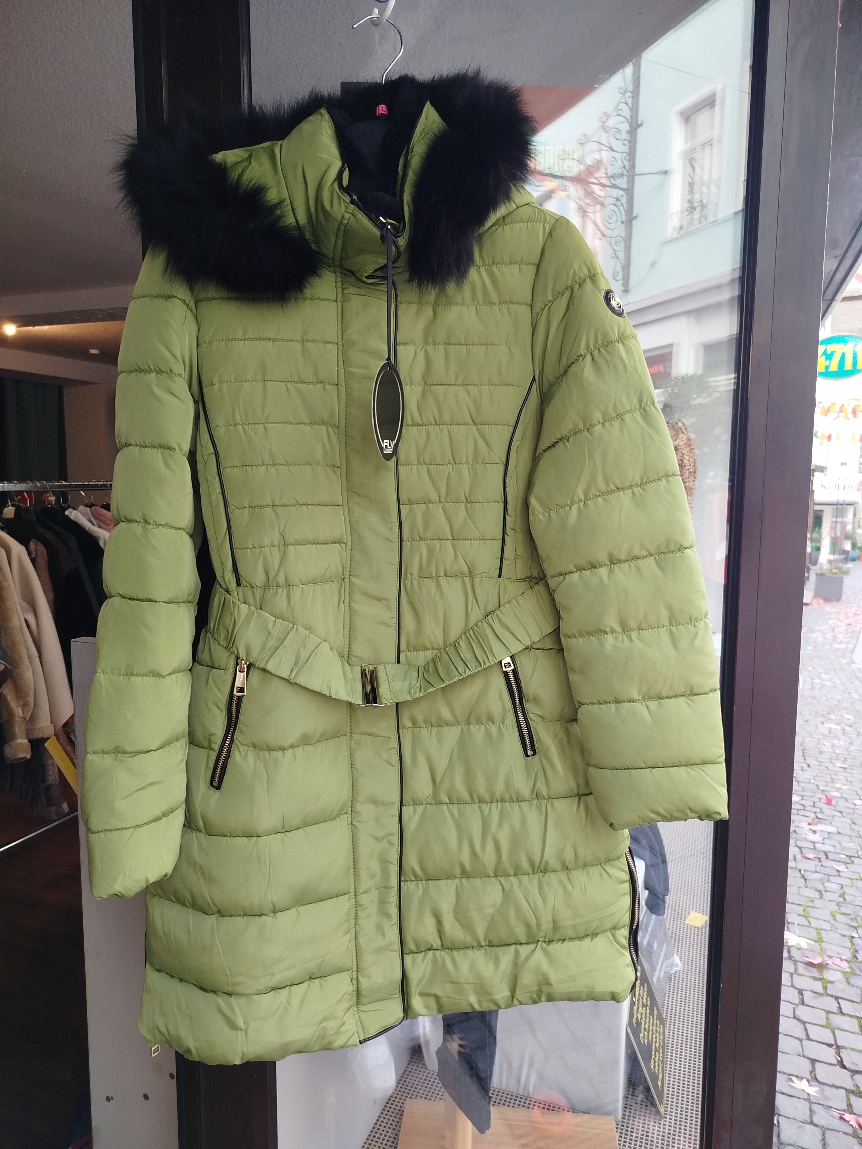 Daunenmantel mit Kapuze und Faux Fellkragen knielang Gr. L