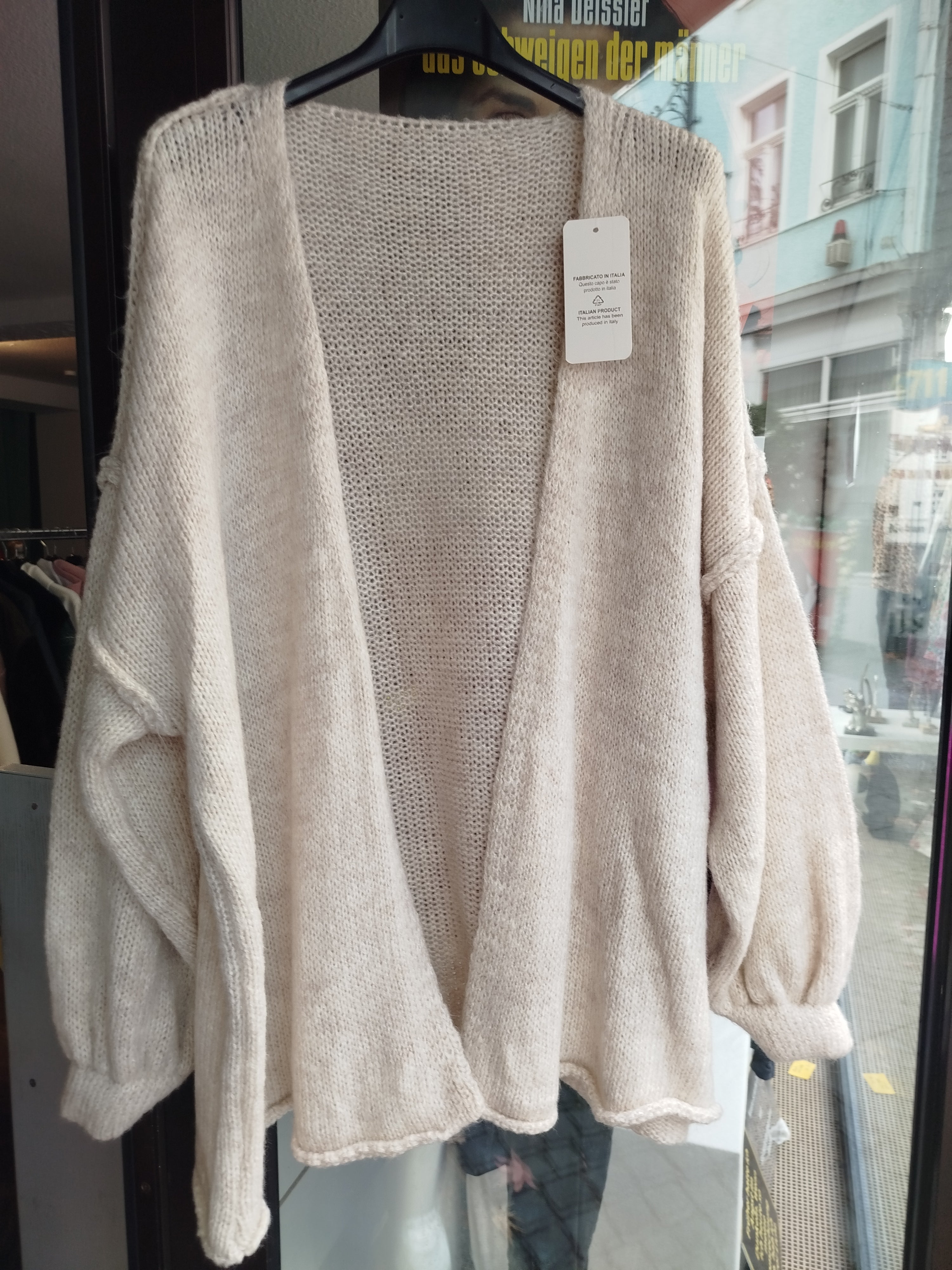 Strickjacke offen lässiger Schnitt