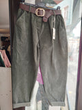 weit geschnittene Cordhose mit Gürtel onesize (36-42)