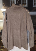 Strickpullover mit Rollkragen und Knopfleiste Gr. M/L